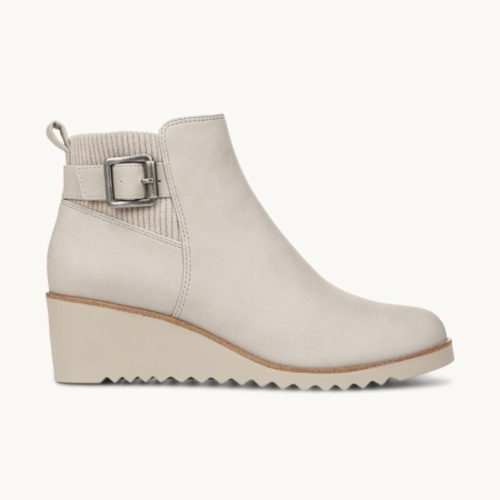 LifeStride Zayne Ankle Bootie - Picture 5 of 5